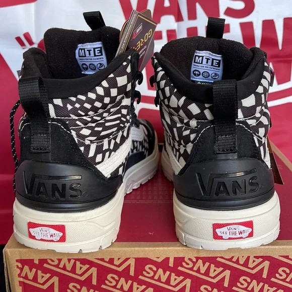 Vans Ultrarange Exo Hi Black/Wrapped Checkerboard WMNS sneakers - Picture 14 of 16